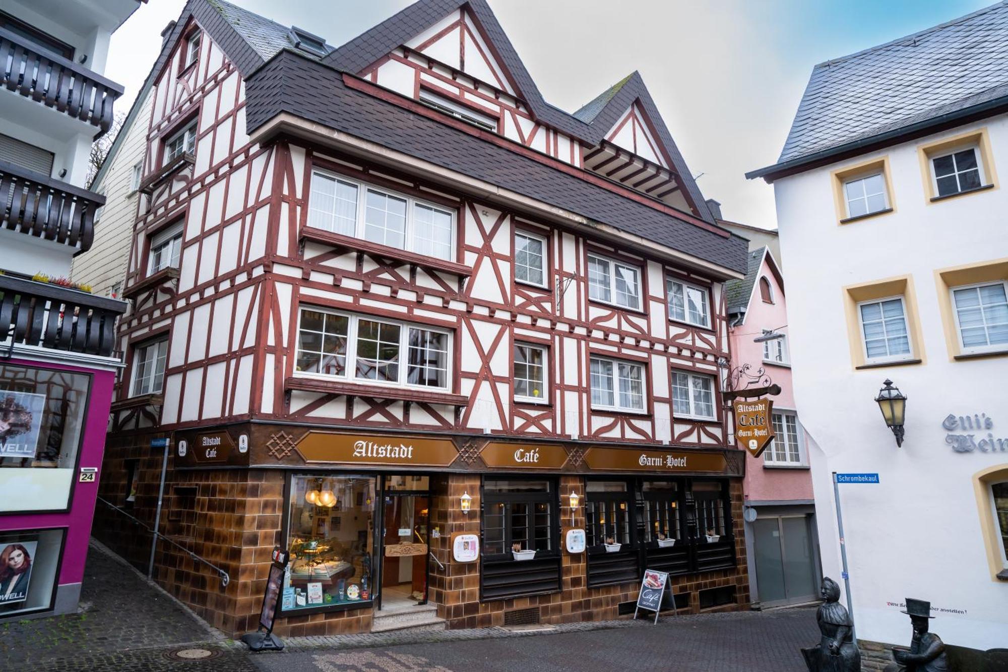 Altstadt Hotel Cochem Exterior photo